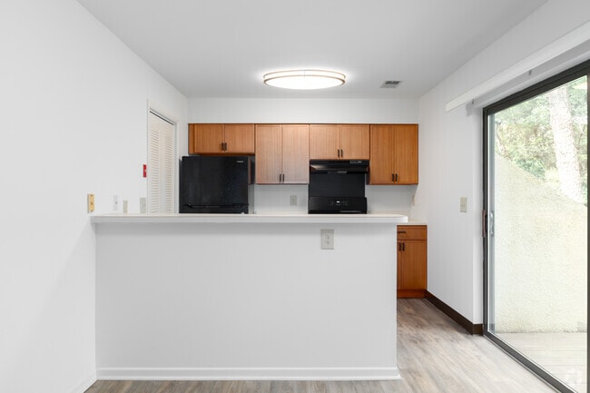 1BR, 1BA - 987SF - Kitchen