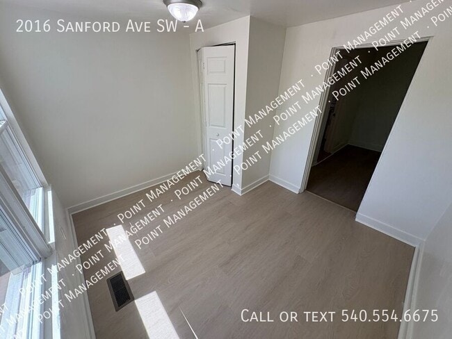 Photo - 2016 Sanford Ave SW Unit A