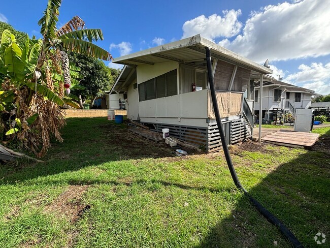 Building Photo - 3518 Hinahina St Unit B (Cottage) Rental