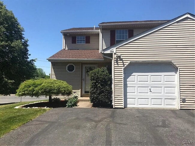 Building Photo - 798 Briarstone Rd