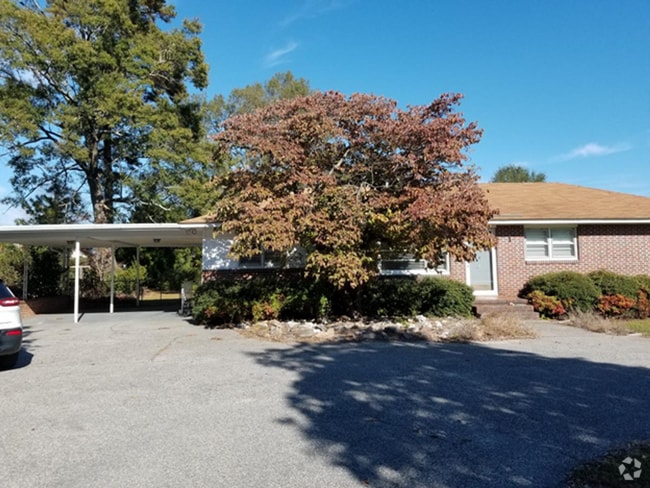 Building Photo - 3 bedroom 2 Bath Palmetto Street Florence ... Rental