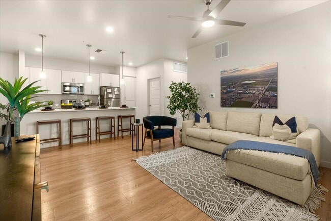 Building Photo - Acero at the Stadium