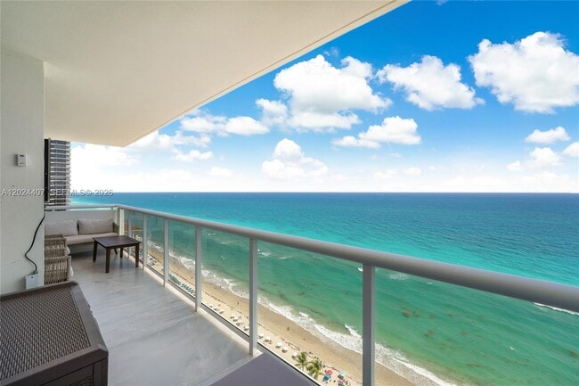 Building Photo - 3140 S Ocean Dr Unit 2406