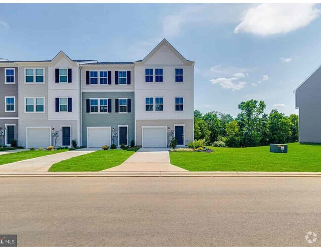 Building Photo - 20 Bigler Rd Rental
