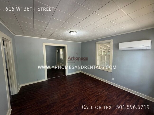 Photo - 616 W 36th St