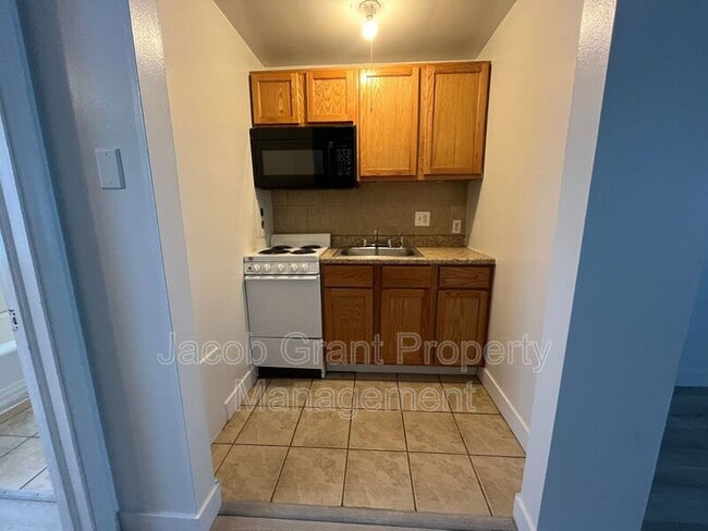 Photo - 575 Tiger Ave