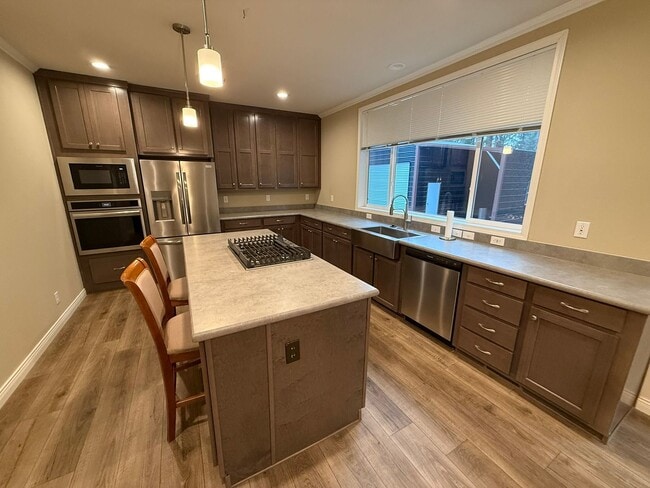 Photo - 17069 Norwalk Rd