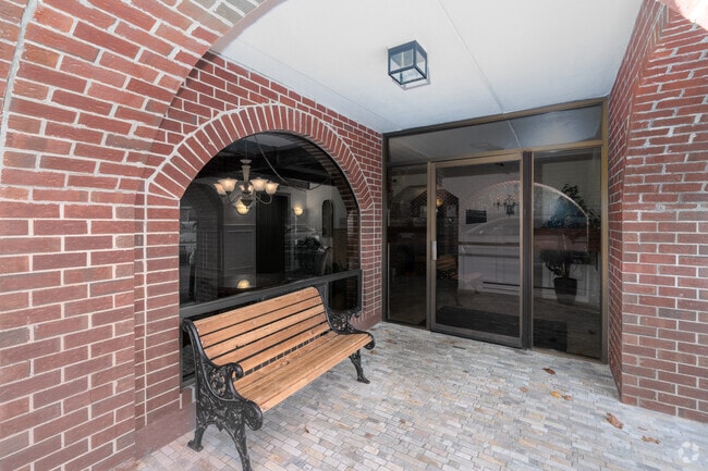 Building Entrance - Venetian Tower