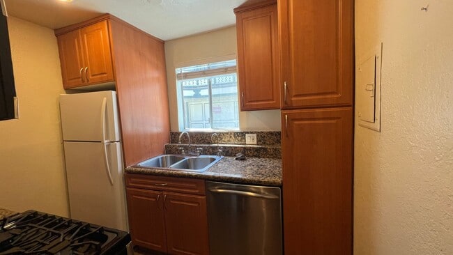 Photo - 10635 Sherman Grove Ave Unit 10635 Sherman Grove #07