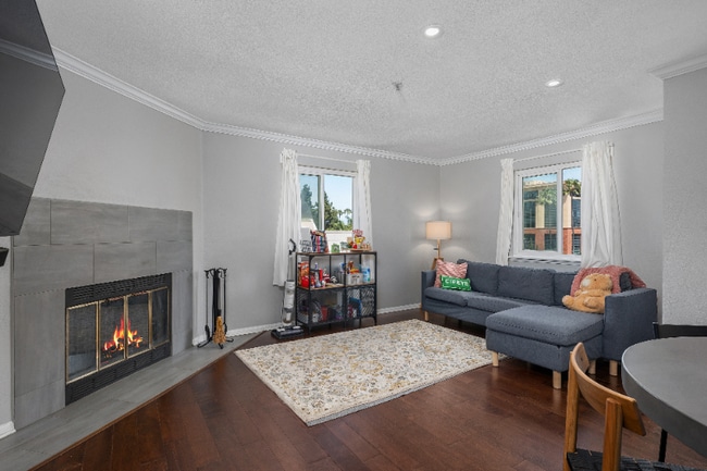 Building Photo - 3550 Lebon Dr Unit 6428 Rental