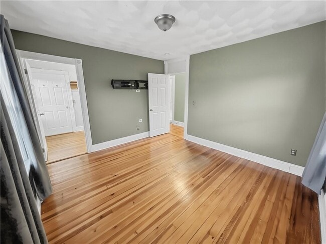 Photo - 358 Weeden St