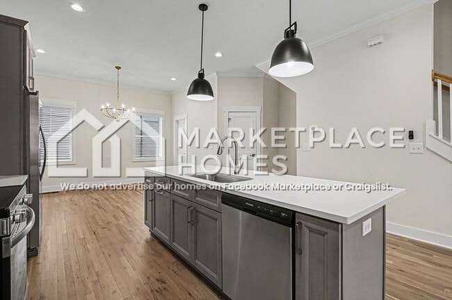 Photo - 974 Dozier Pl