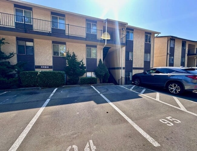 2 bedroom condo with Washer/Dryer - 2 bedroom condo with Washer/Dryer Unidad H86