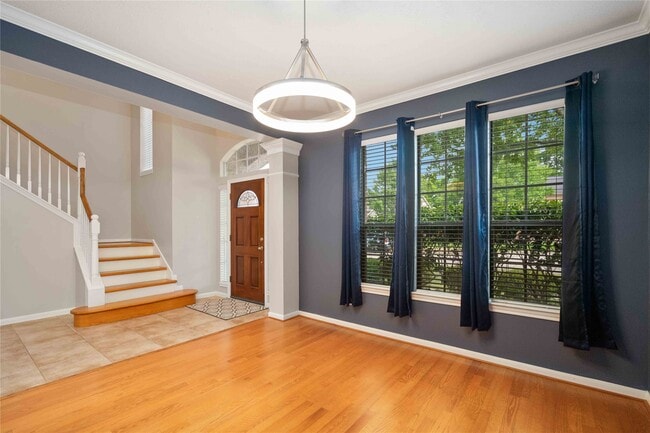 Photo - 707 Lytton Springs Way