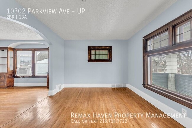 Photo - 10302 Parkview Ave Unidad UP