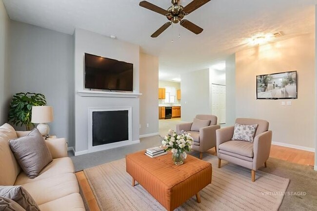 Photo - 671 Windcroft Cir NW