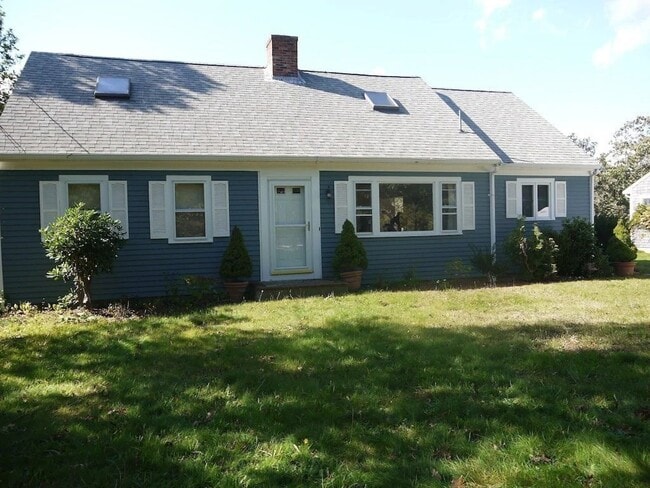 Building Photo - 65 Paola Dr Rental