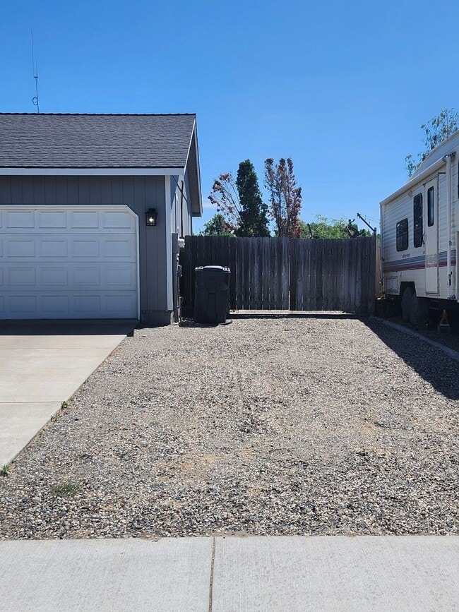Photo - Beautiful Pasco Home w/Peaceful Backyard