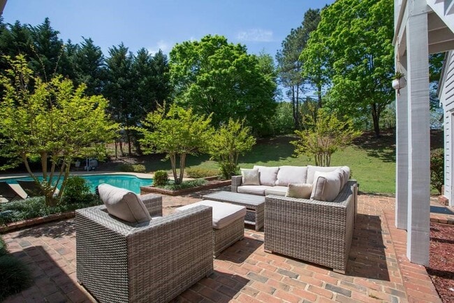 Photo - 2633 Brittany Ct SE