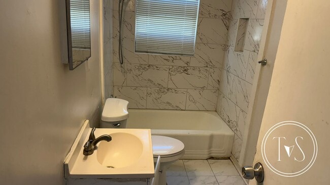 Photo - RATE DROP ALERT (was $1600/month)!