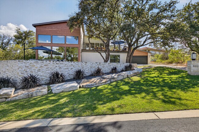 Photo - 820 Broken Arrow