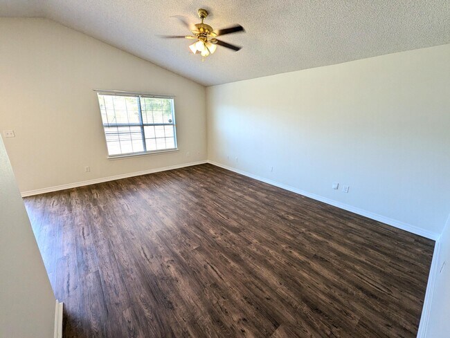 Photo - 2001 Presidio St