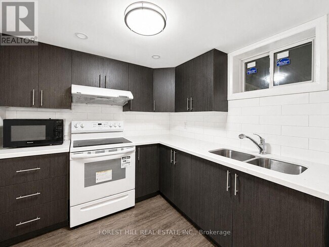 Photo - 81 Farmbrook Rd