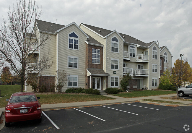 Timberlake Village Apartments