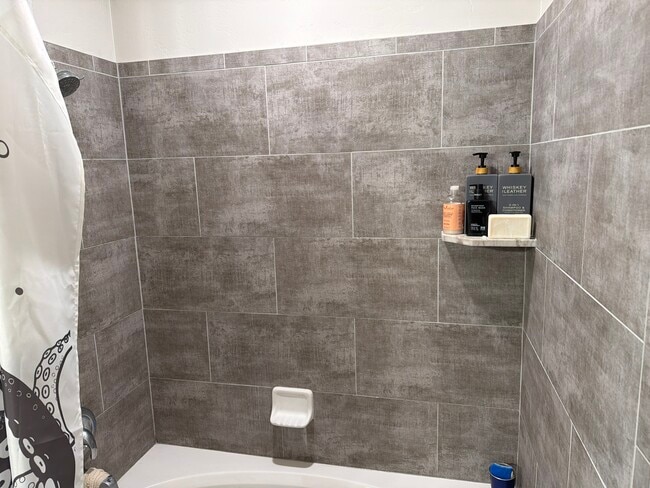 Photo - 257 Hodgson St