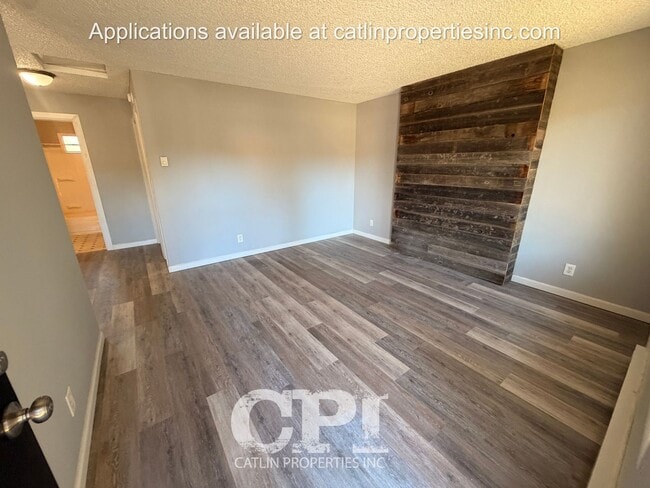 120 Dillion Dr