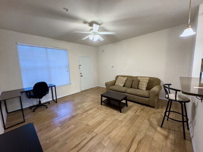 Photo - Taylor Square #103