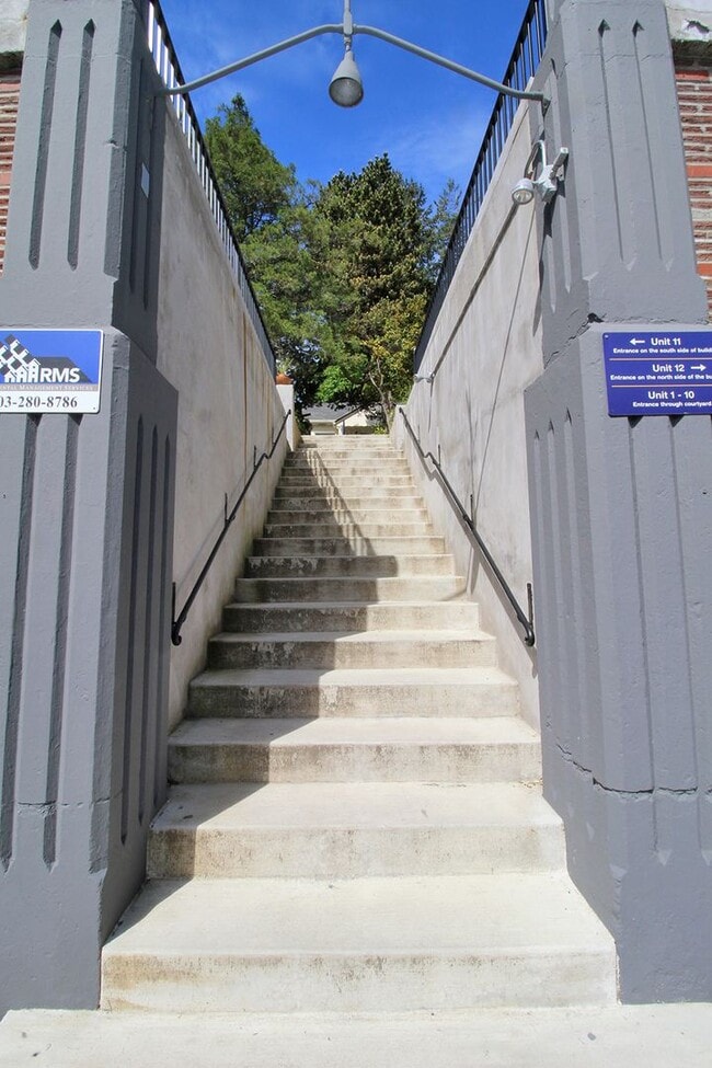Photo - 3507 SW 11th Ave Unit 02