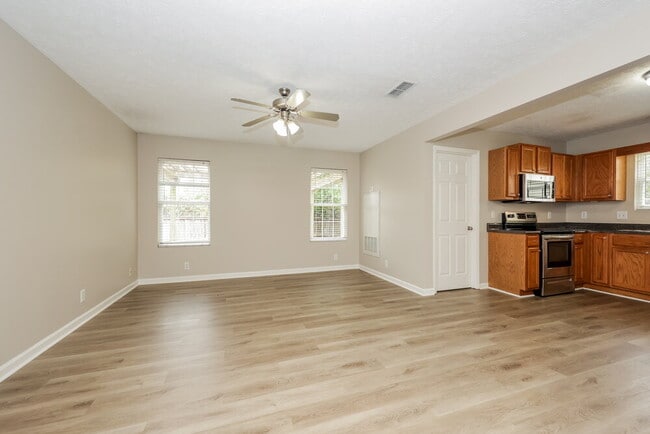 Photo - 4852 Nina Marie Ave