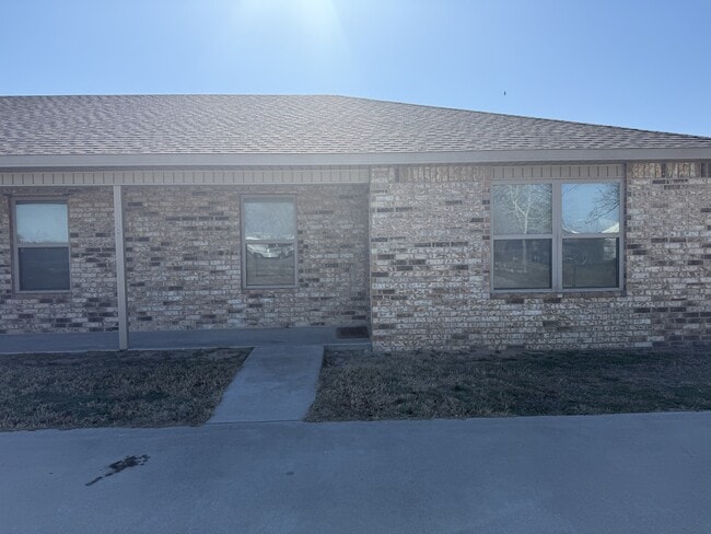 Building Photo - 11957 Sandpiper Rd