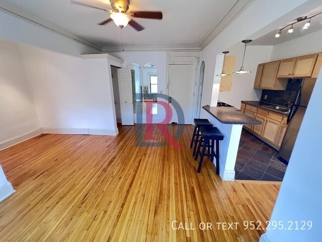 Building Photo - 1820 1st Ave S Unit 305