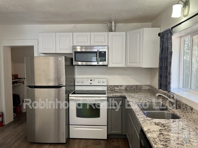 Photo - 540 9th St