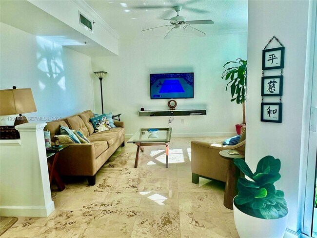 9172 Collins Ave Unit 305