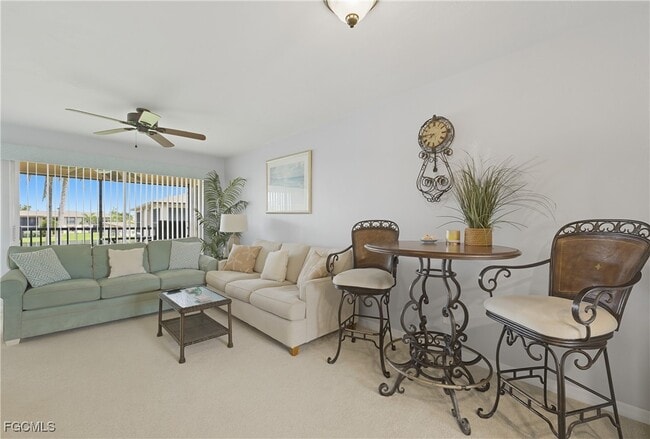 Photo - 16881 Davis Rd Unidad 126
