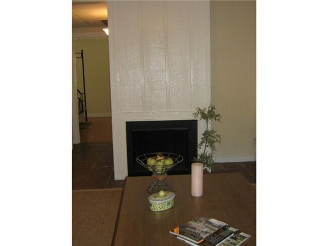 Photo - 1 Bedroom Condo in the Heart of Austin