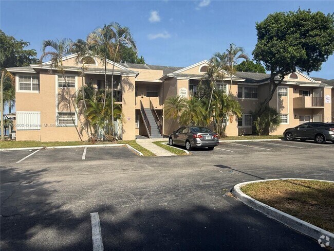 Building Photo - 2061 NW 96th Terrace Unit 12M Rental