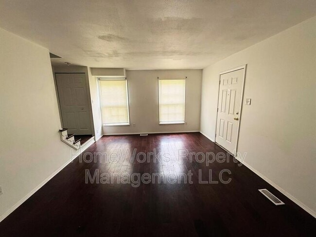 Photo - 3422 Moultree Pl