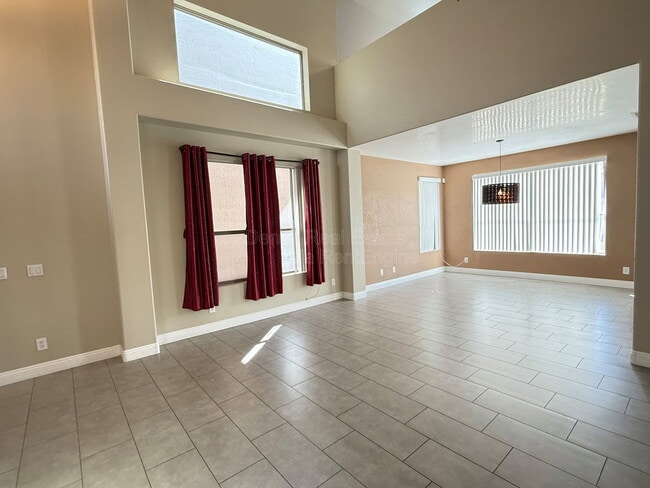 Photo - 6425 W Desert Hollow Dr