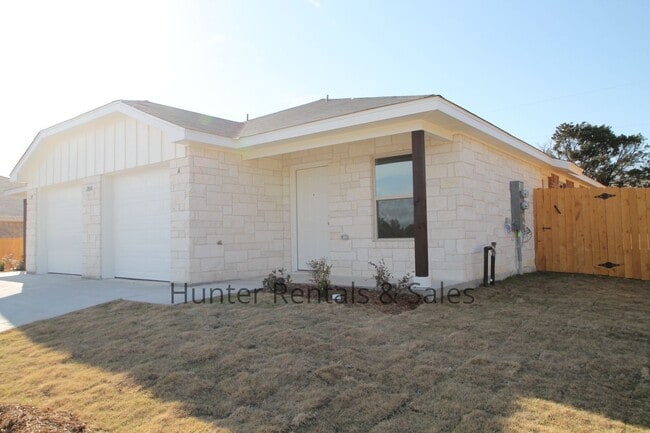 Photo - Modern Newer Duplex off Warrior's Path in Harker Heights