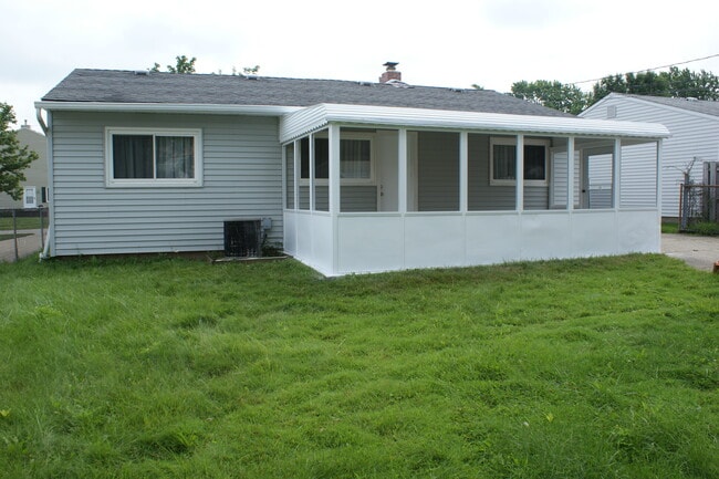 Photo - 6490 Almont Dr
