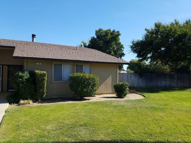 Building Photo - 256 Alamos Ave Unit 101 Rental