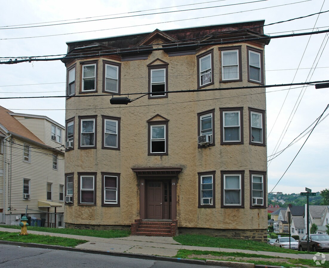 Photo - 18-20 S Kensico Ave