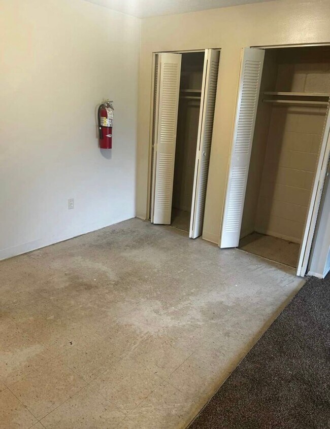 Photo - Hillview apartments 1866 Unit 1866-104