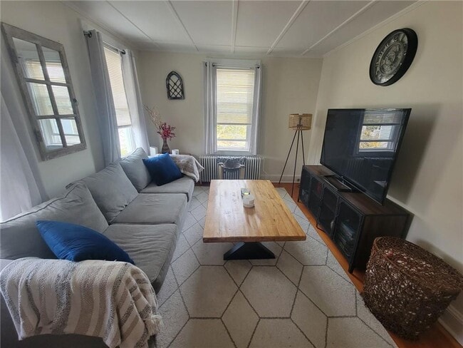 Photo - 19 Dixon St Unit 2