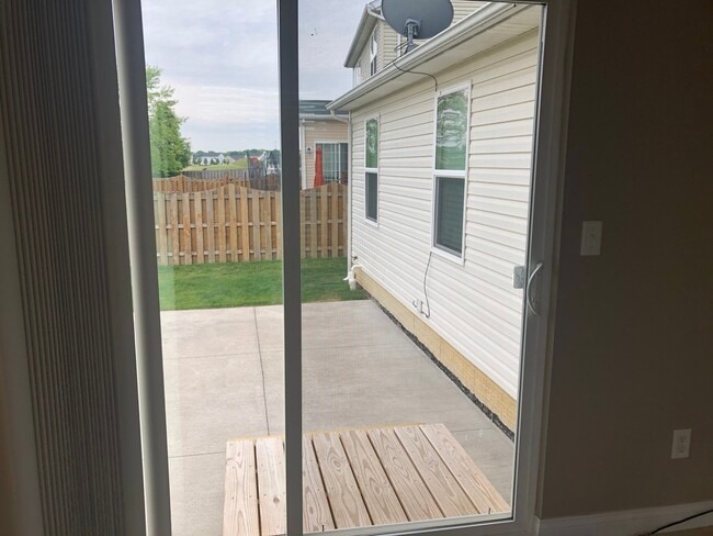 Photo - 6593 Majestic Dr