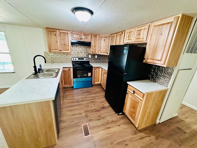 Photo - NEW RENTAL LISTING